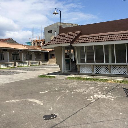 Night & Day Inn Legazpi Dış mekan fotoğraf